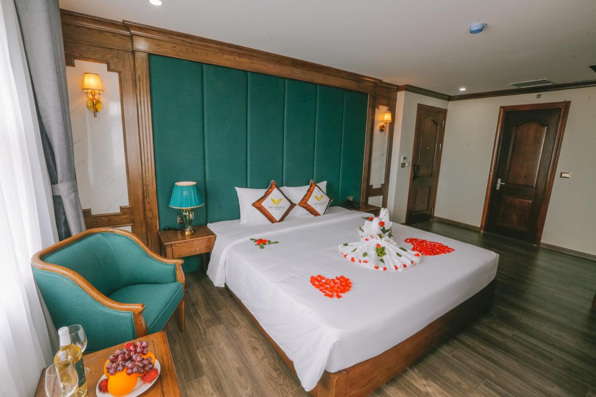 Prosperity Boutique Halong Hotel & Restaurent ハロン エクステリア 写真